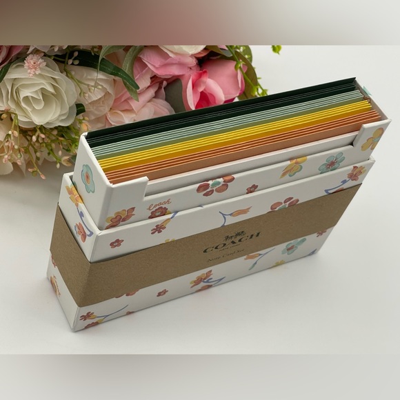 Coach Floral Print Boxed Notecards - Picture 5 of 16
